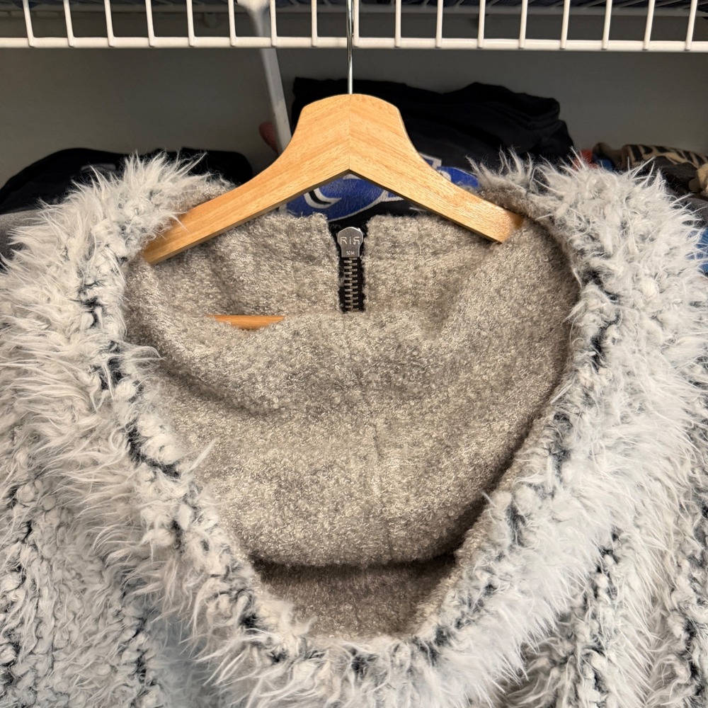 Free People Zip Hoodie Women's XS/S Gray Shaggy Faux Furry Paisley Bomber Jacket - Picture 9 of 10